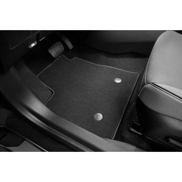 Chevrolet First And Second Row Carpeted Floor Mats 42697794