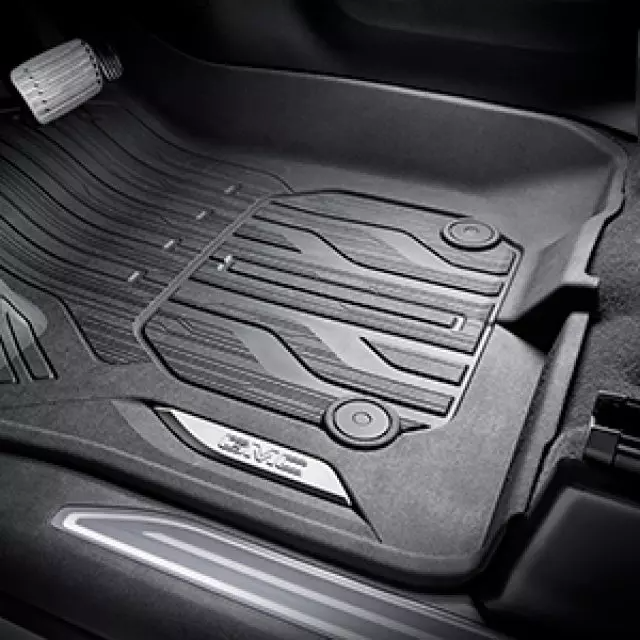 GMC Floor Liners - Front Premium All Weather, With Console, GMC Logo, Jet Black for 2019-2023 Sierra 1500, 2500 HD 84333604