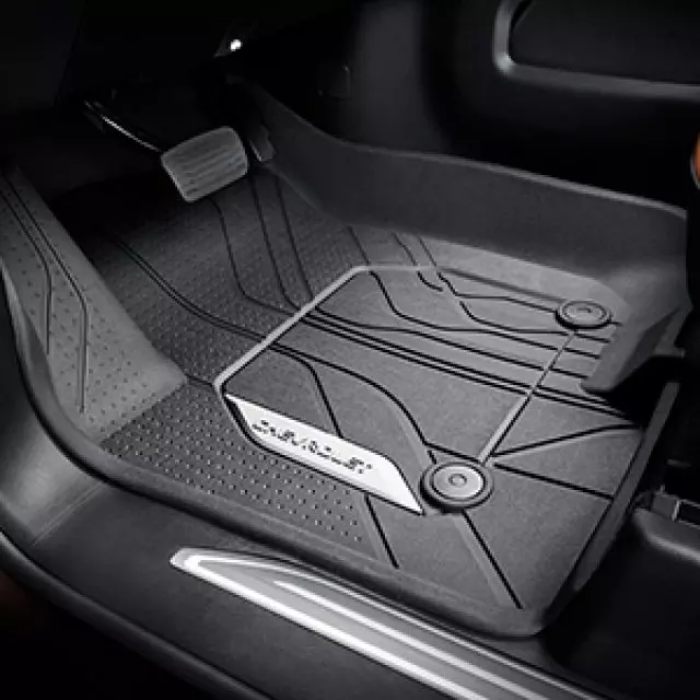 Chevrolet Floor Liners - Front Premium All Weather, With Console, Chevrolet Script, Jet Black for 2019-2023 Silverado 1500, 2500 HD, 3500 HD 84333602